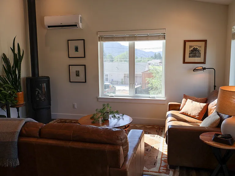 819 D St #2 — Photo 21