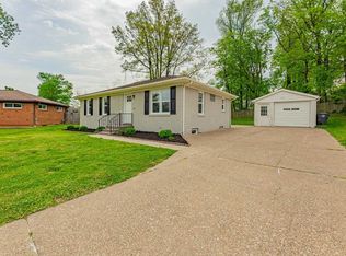 2411 John Ct, Evansville, IN 47714