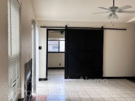 2nd image of 4155 Sunrise Terrace Dr
