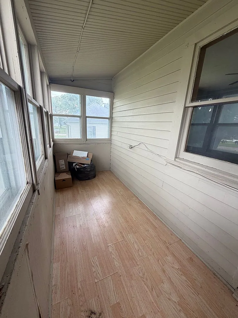 Cozy Two Bedroom in Quiet Avoca! — Photo 3