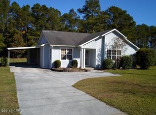 253 Sand Ridge Rd, Hubert, NC 28539