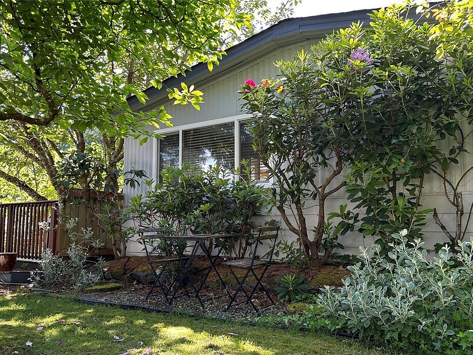 1st image of 5838 Blythwood Rd #4