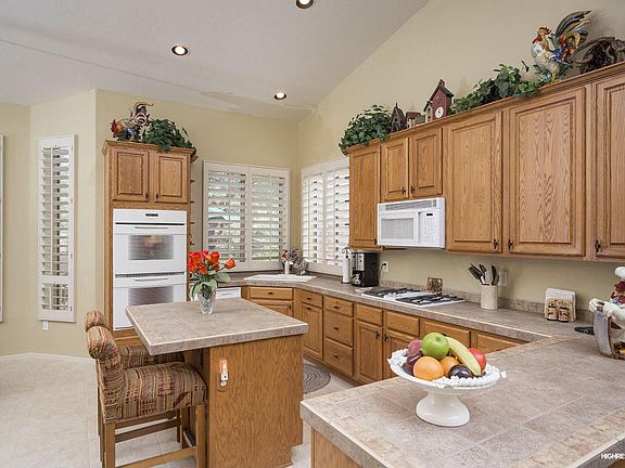 3rd image of 7961 E Sierra Morena Cir