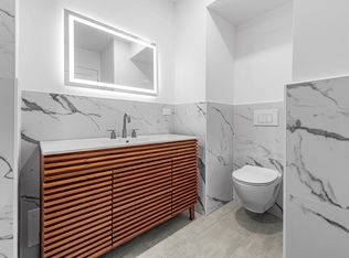 246 E 53rd St APT 1, New York, NY 10022