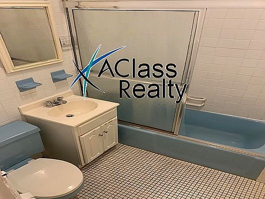 5th image of 33-13 24th Ave Unit 2