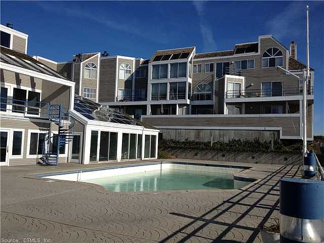 1st image of 55 Harbour Close