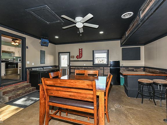 4th image of 206 Winding Dr