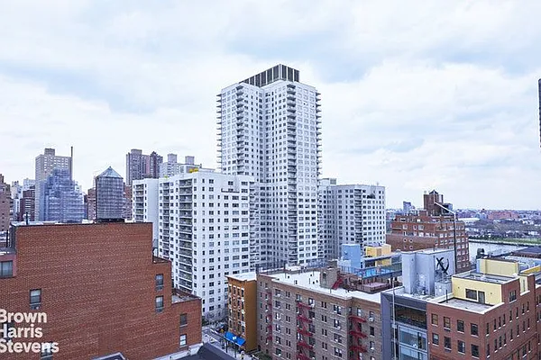 Sold by Brown Harris Stevens | media 23