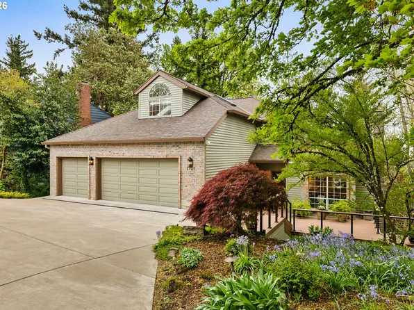 1727 SW Westwood Dr, Portland, OR 97239