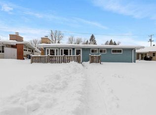 3512 S Sunset Dr, Milwaukee, WI 53220