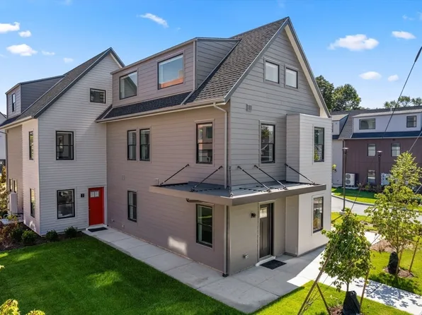 3B Wilson St #3B, Natick, MA 01760