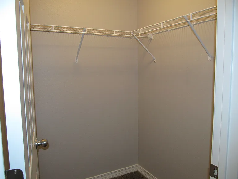 Master Bedroom Walk in Closet