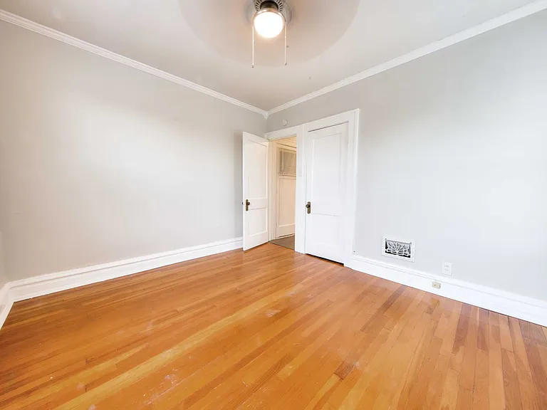 3931 Parker Ave — Photo 14