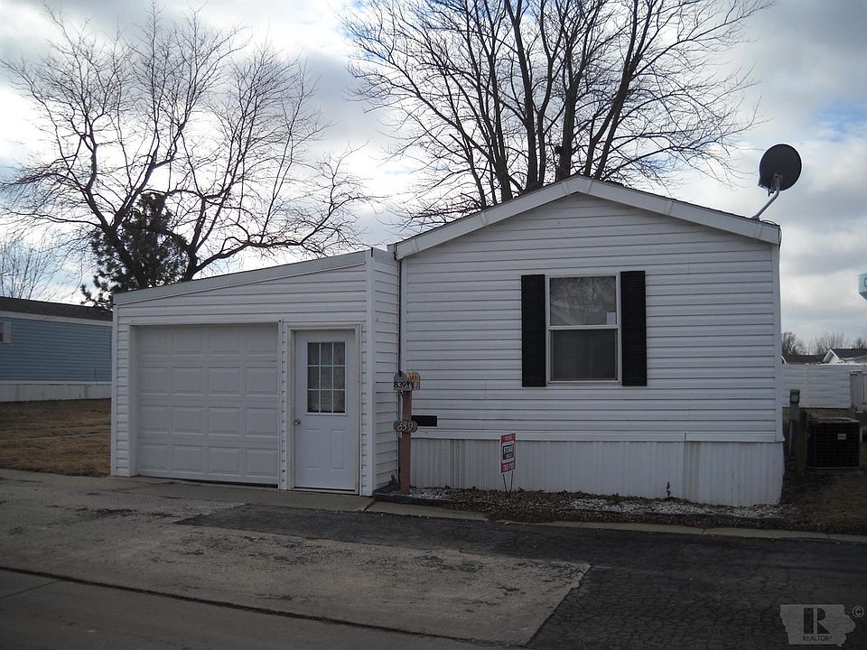 1st image of 839 Quiet Harbor St