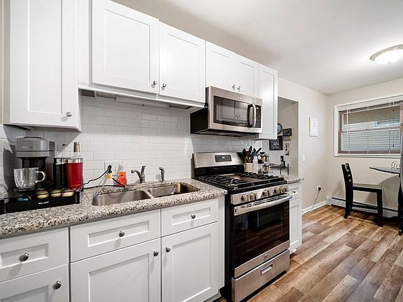 5th image of 605 S Ryan Ln #2E