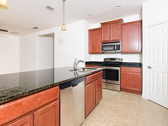 5th image of 1341 Del Mar Dr
