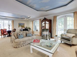 4600 Elm St #R-4, Chevy Chase, MD 20815