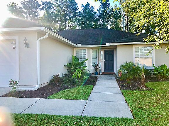 3rd image of 45106 Ingleham Cir