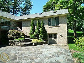 3rd image of 11807 Pine Mountain Dr