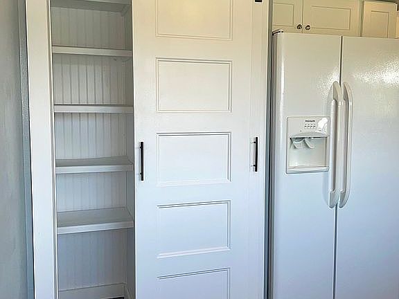 Kitchen Pantry 
