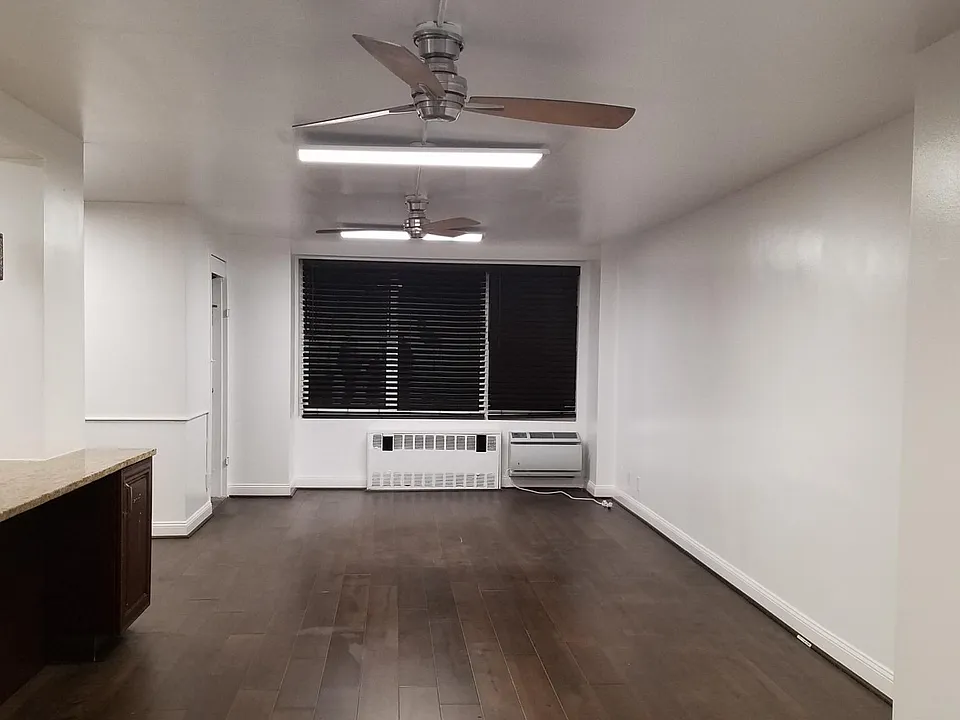 10 Huron Ave #3H