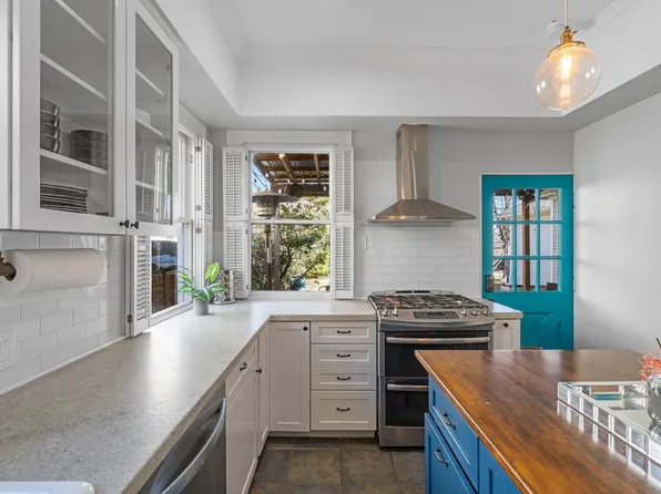 943 Pecore St, Houston, TX 77009