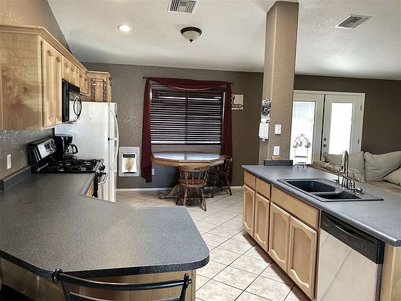 2nd image of 11421 E Del Verde Dr
