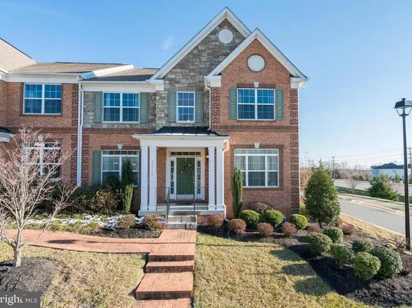 25210 Crested Wheat Dr, Aldie, VA 20105