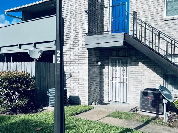 9700 Leawood Blvd, Houston, TX