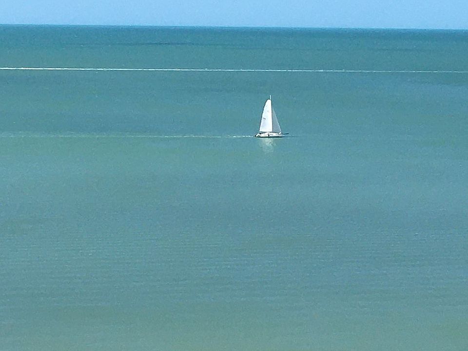 Direct Gulf view on balcony