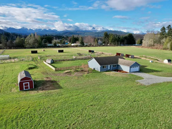 1691 W Hendrickson Rd, Sequim, WA 98382