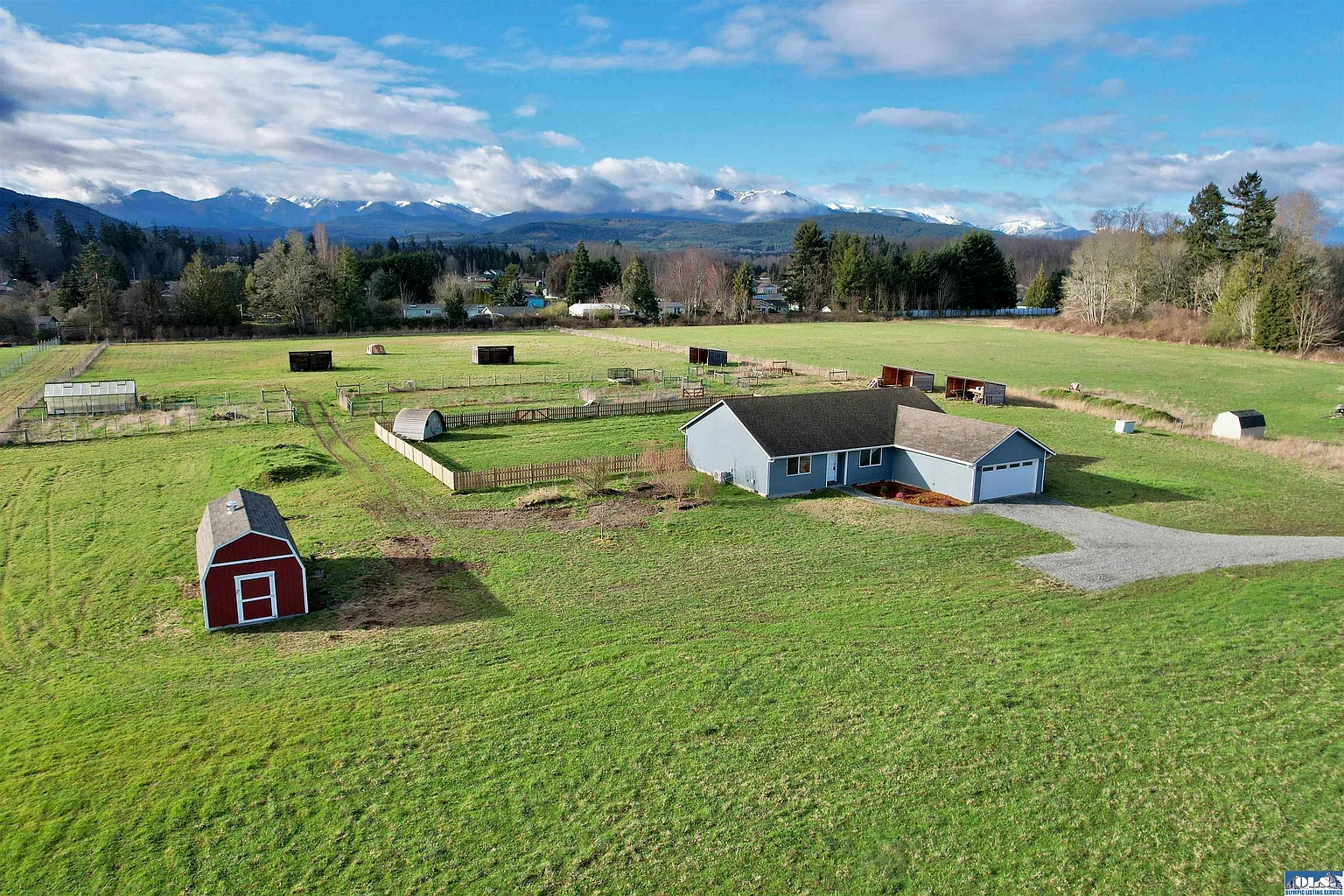 1691 W Hendrickson Rd photo 1