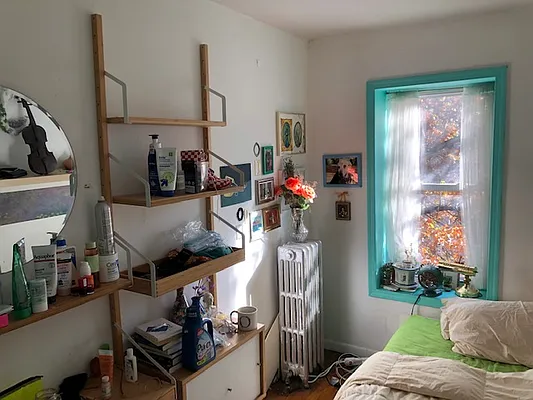 Rented by Compass | media 12