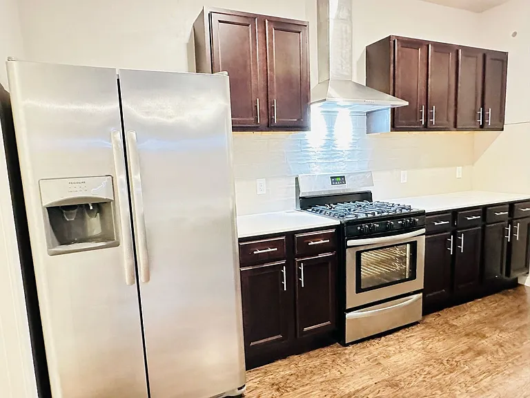 2116 Camino Del Plaza Ln — Photo 9