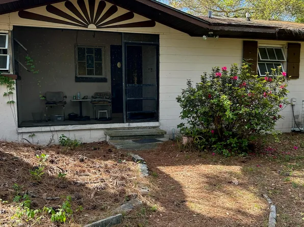 175 Grant Rd, Merritt Island, FL 32953