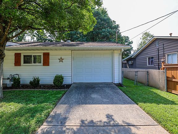 4th image of 2514 Alabama St