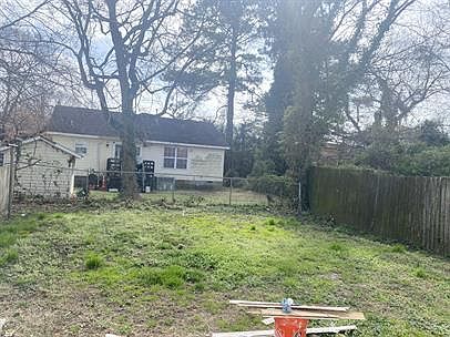 5th image of 1340 25th St #1