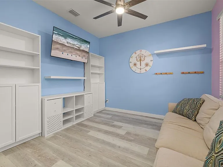 11193 Hanlon Terrace Aly — Photo 9