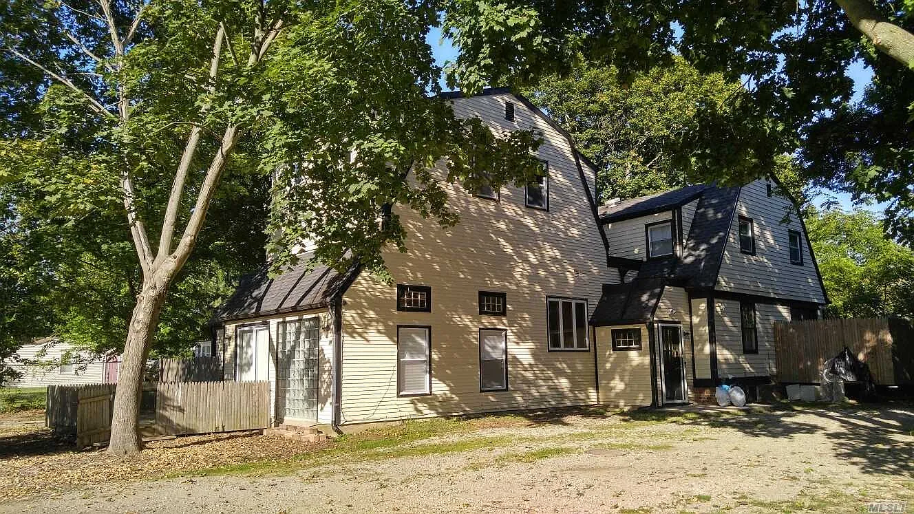 361 Deer Park Rd photo 1