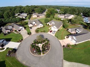 1620 Courtyard Ct, Paris, TN 38242