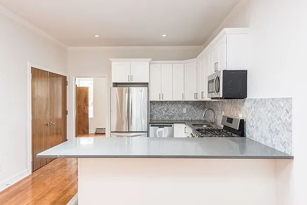 Rented by Nooklyn NYC LLC | media 2