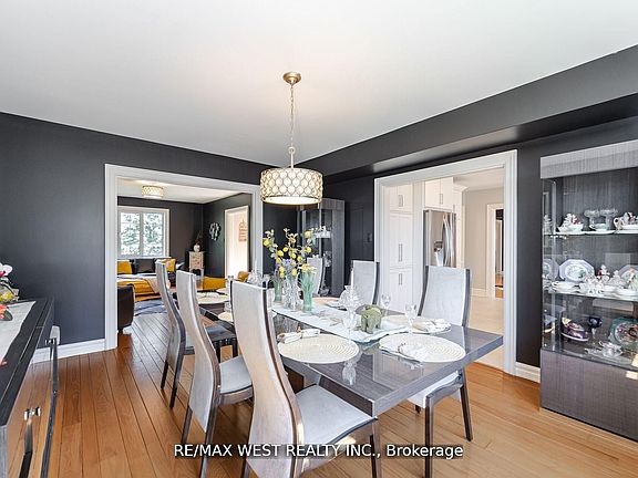 5th image of 7 Stewart Cres