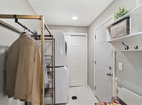 3rd image of 5126 Rosewood Dr