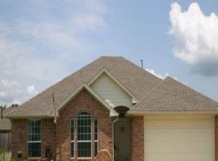 205 Amanda Ct, Whitehouse, TX 75791