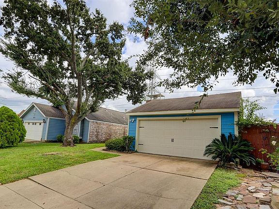 3rd image of 9311 Belle Park Dr