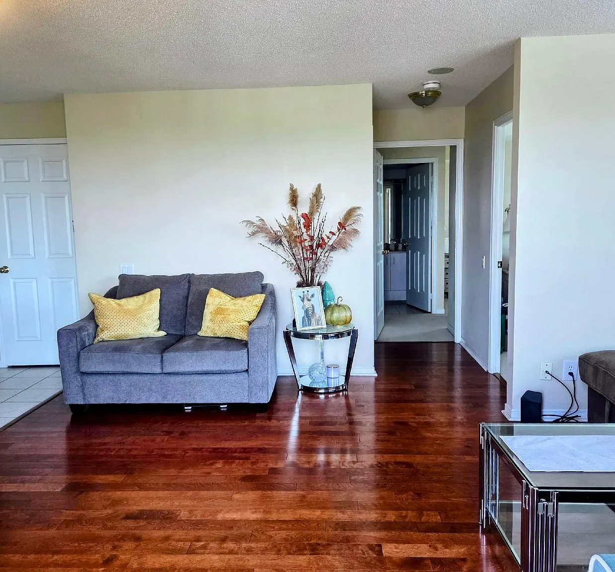 2 bed, $2,800 — Photo 2