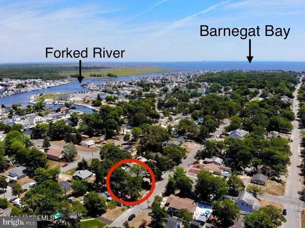 716 Tampa Rd, Forked River, NJ 08731