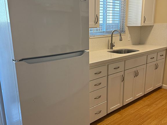 2nd image of 3014 Huff Ave #4