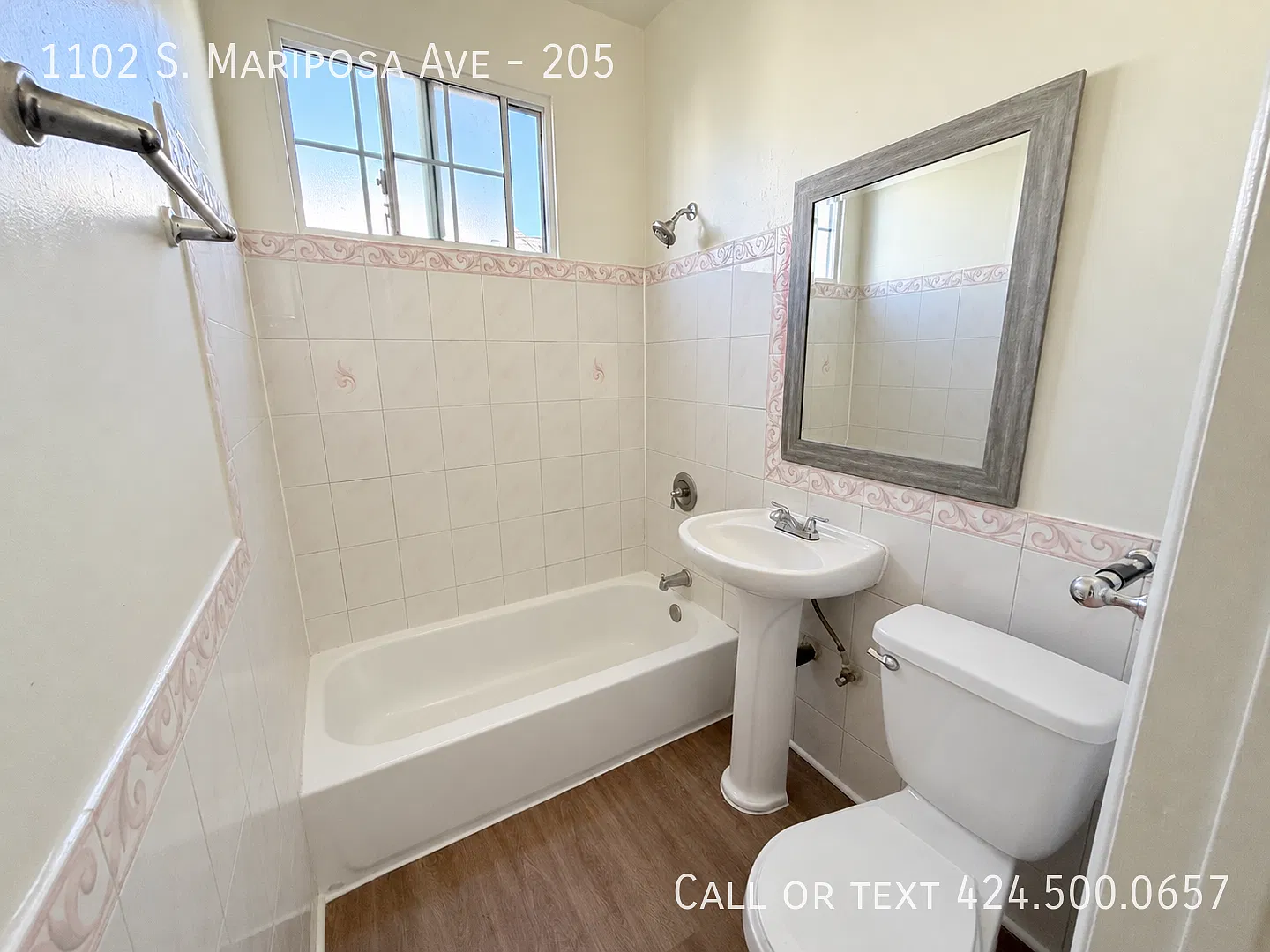 Studio - Laundry on Site in the heart of Koreatown — Photo 2