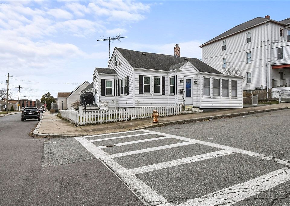 239 Jepson St, Fall River, MA 02723 Zillow